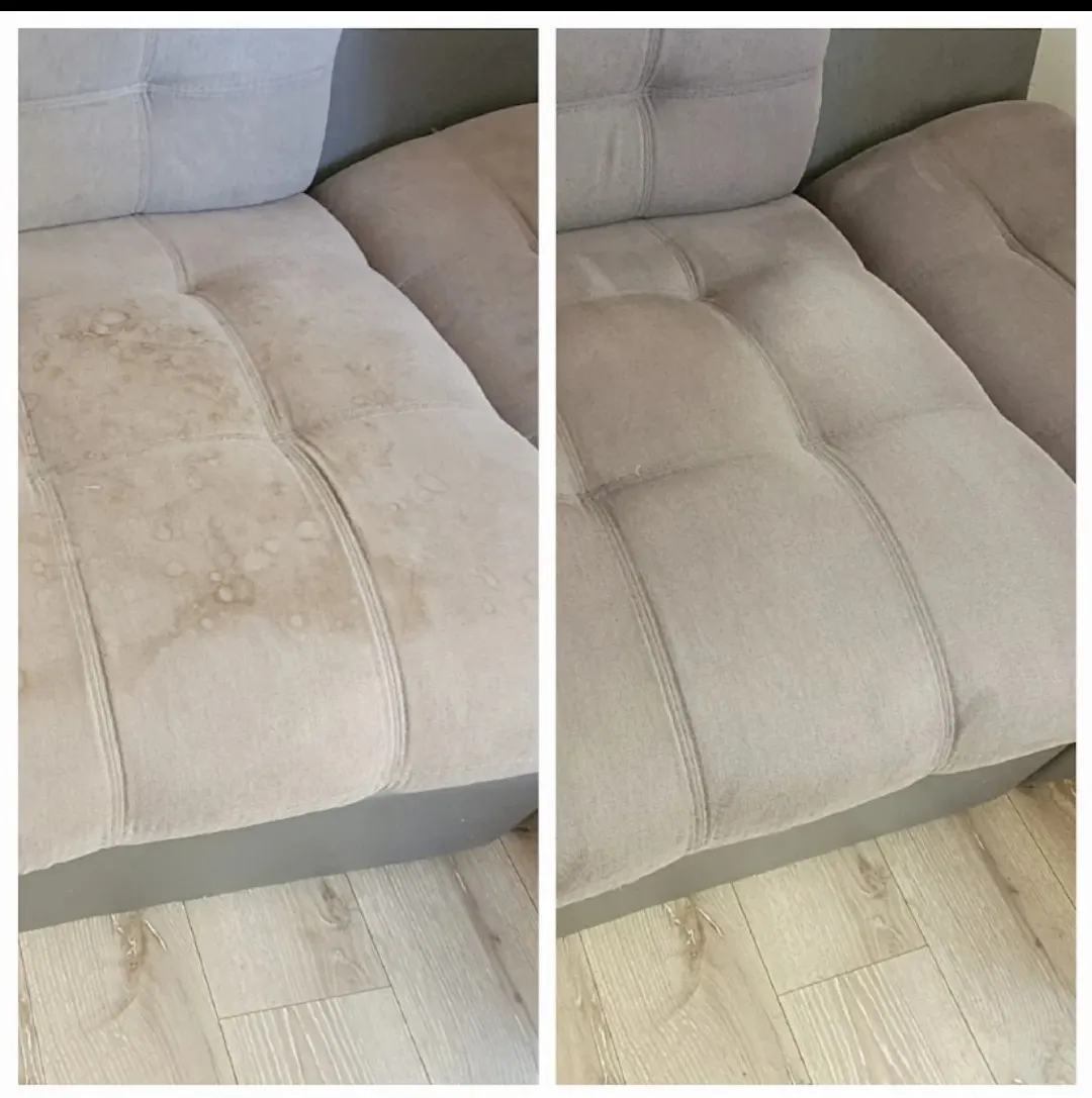 Avant / après nettoyage d'un canapé gris à Lille par CLEANOO